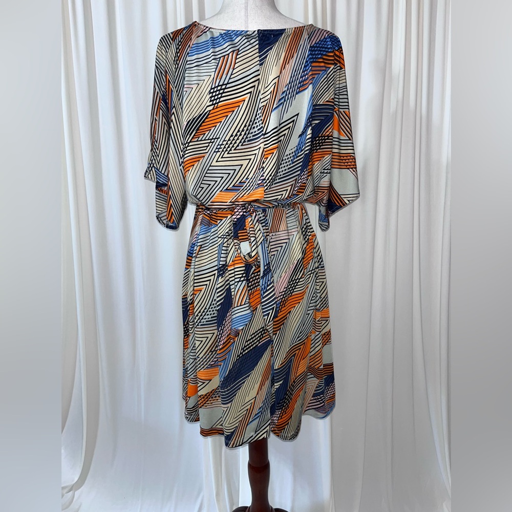 BCBGMaxAzria Geometric Patterned Dolman Sleeve Dr… - image 3